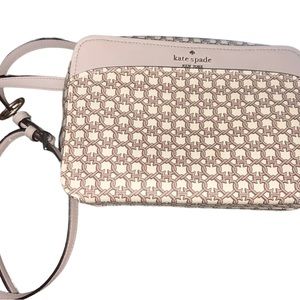 kate spade new york White Multi Spade Link Camera Bag wkr00066